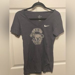 Small Nike Penn State Nittany Lions T Shirt with Vintage Logo on chest cracked